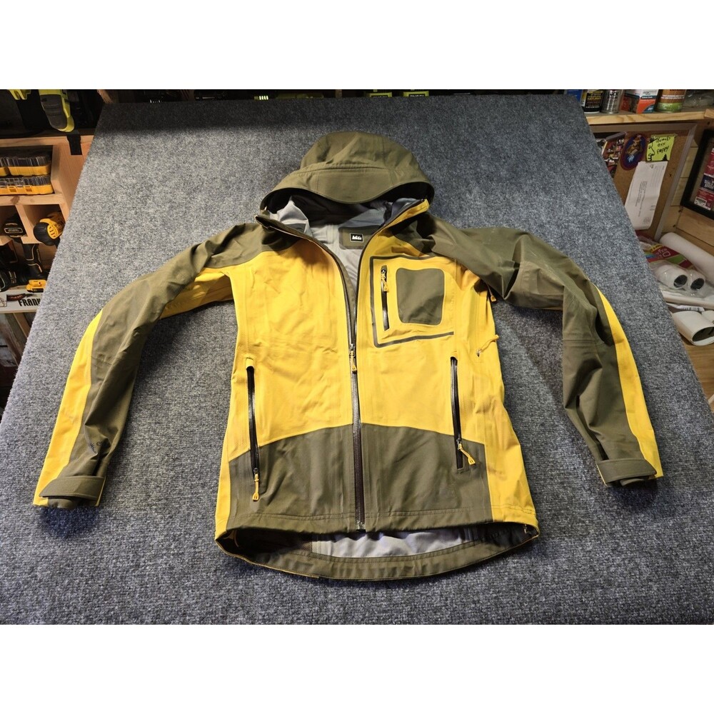 REI eVent Waterproof Shell Rain Jacket Mens Small Yellow Hooded
